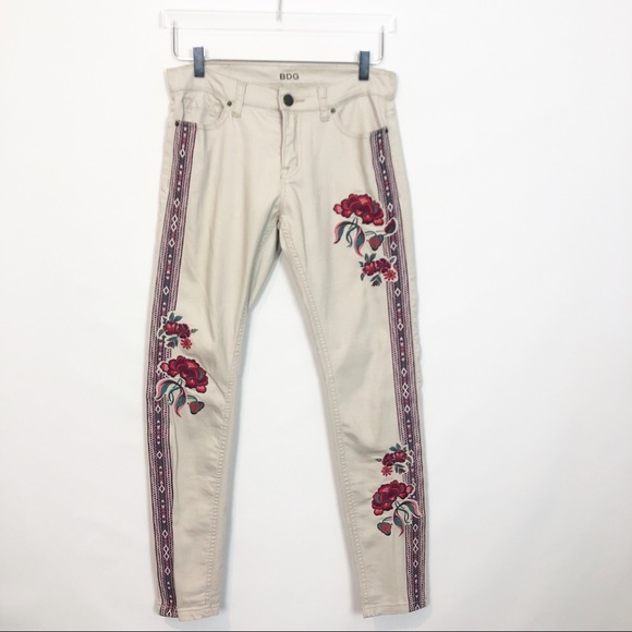 Urban Outfitters Jeans Bdg Tan Jeans Embroidery Twig High Rise 27